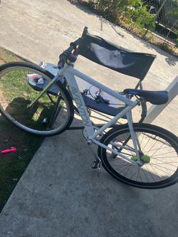 Aventon