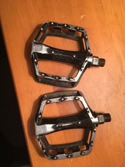 9/16” Neco Metal Pedals