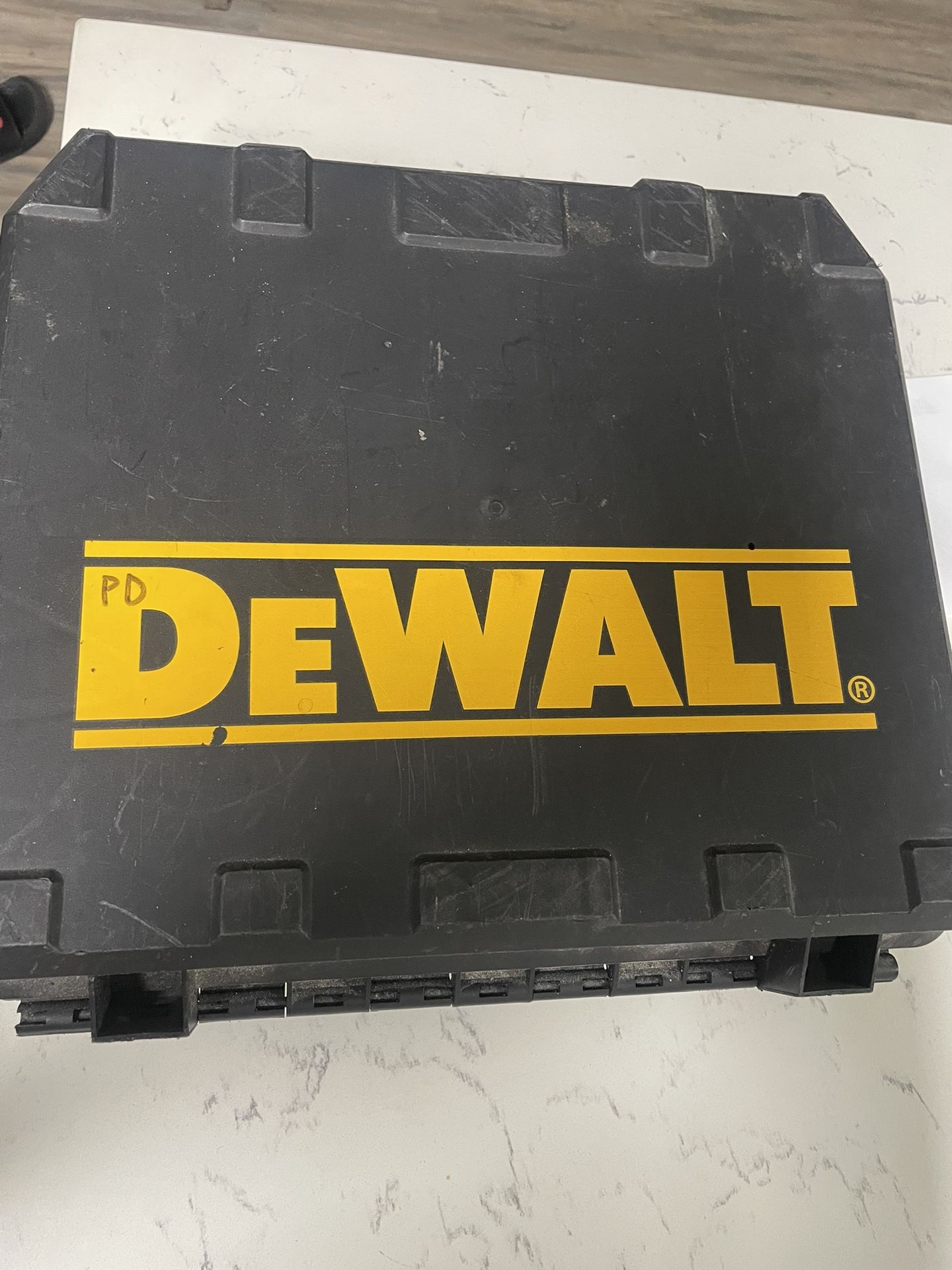 Dewalt