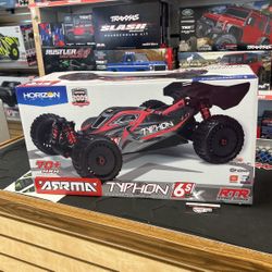TYPHON 6S 4WD BLX BLACK
