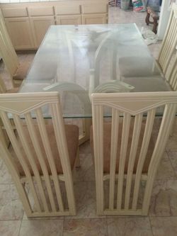 Dining set