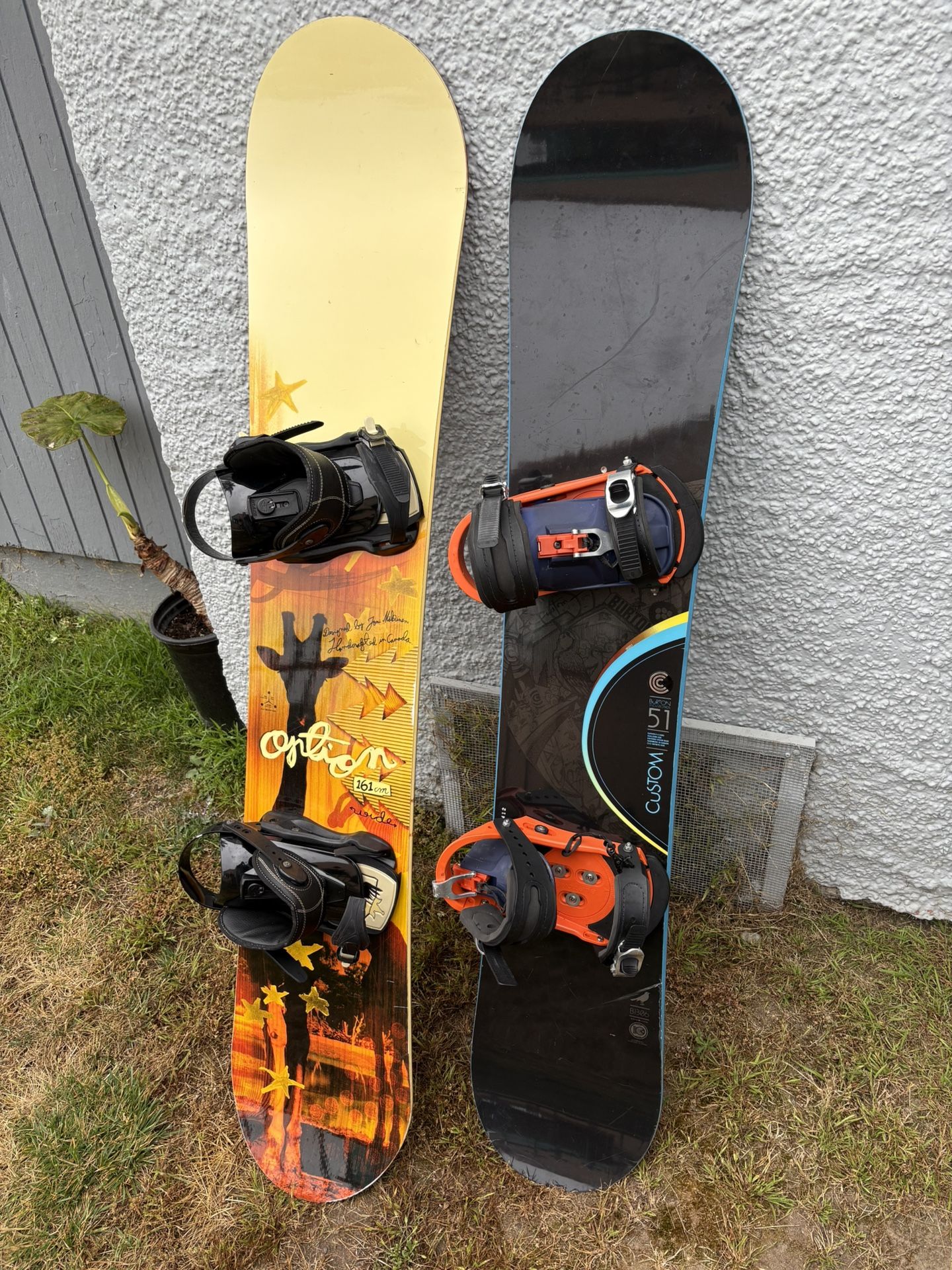 Snowboards And Rolling Board Bag Burton