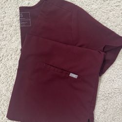 FIGS Large Burgundy Women Top