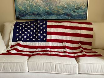 American flag that was flown over the U.S. Capitol on Oct. 8, 1988 - with certificate of authenticity - GREAT CONDITION