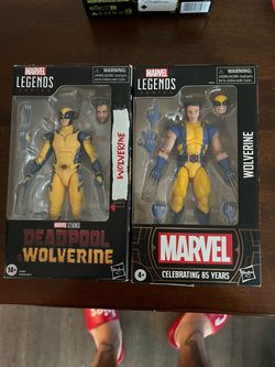 Marvel legends set of two Wolverines