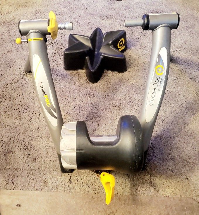 Jet fluid Pro CycleOps Power Bike Trainer In Great Condition