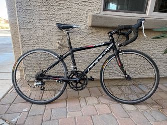 Felt F24 road bike  - Youth