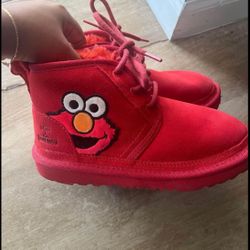 Kids UGG Elmo Size 3y