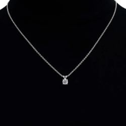 1/2 carat colorless natural diamond pendant un 14k white gold in the box new with certification value 2,000