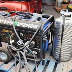 Duromax XP13000EH Dual Fuel Port Generator