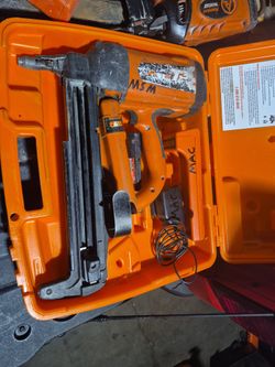 Ramset T3 Tool Batery And Charger