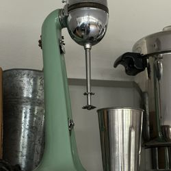 1950s Milkshake Machine