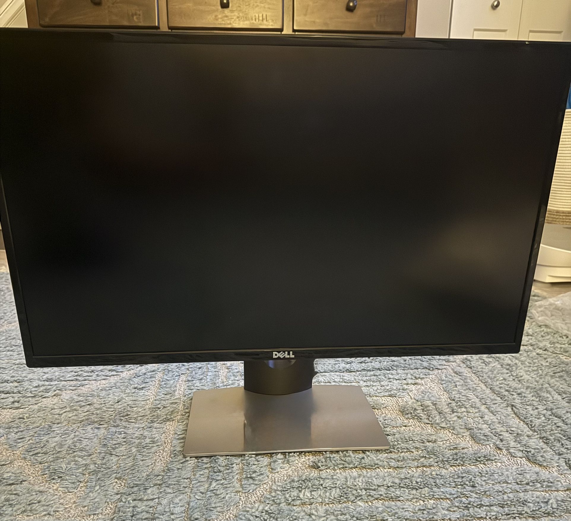 Dell monitor 27 Inch Black