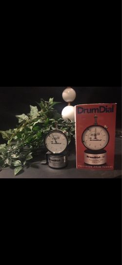 Drum Dial drum tuner.