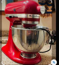 Pedestal mixer