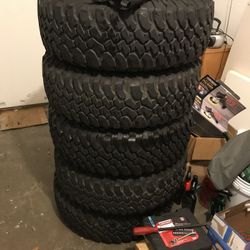 BFG MT Five mud tires 255/75R17