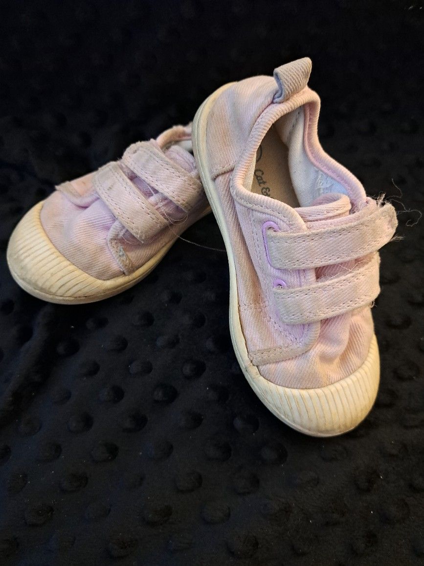 Cat & Jack Toddler Girl's Velcro Sneakers 