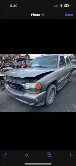 2000 Yukon 1500 4X4 - For Parts Only