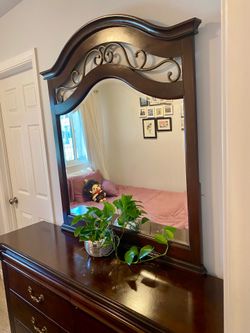 Cherry Wood Dresser w/ Mirror & 2 Matching Nightstands