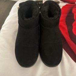 Juicy Couture Booties 