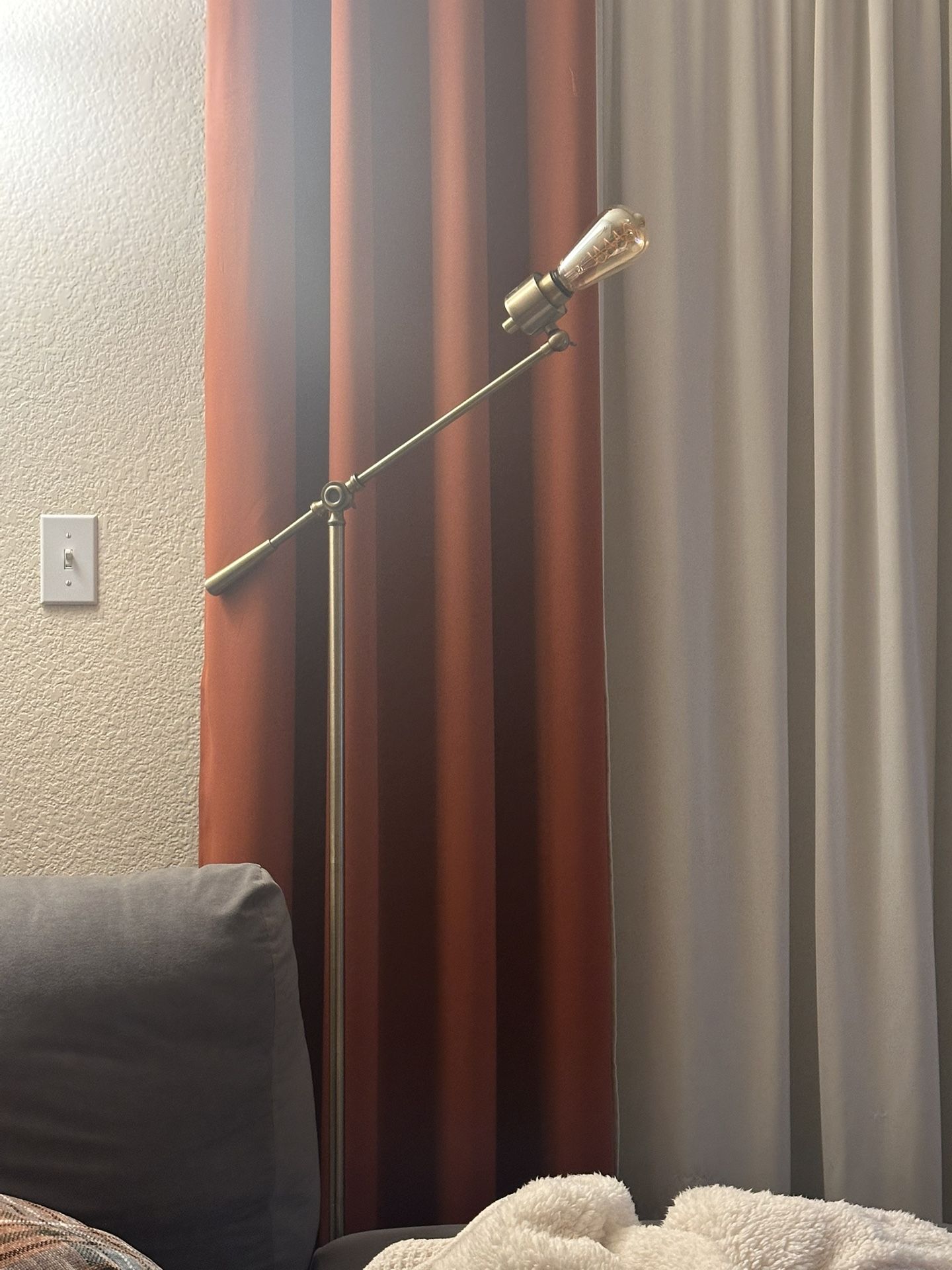 Floor lamp 