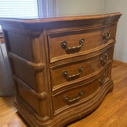 Bernhardt Burlwood Bachelor Dresser - 3 Drawer