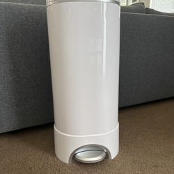 Munchkin Diaper Pail