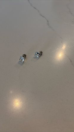 Silver Crystal Stud Earrings Pair