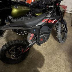 Throne Strike Shadow SX 60V