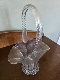 Duncan and Miller Bridal basket