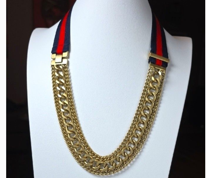 Stella & Dot Trés Bien necklace