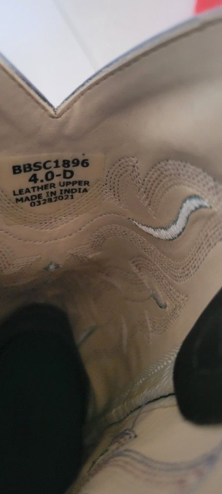 Cowboy Boots Size 4