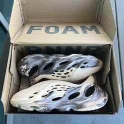 Yeezy Foam Runner