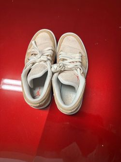 Air Jordan Low-Top Sneakers Tan Suede