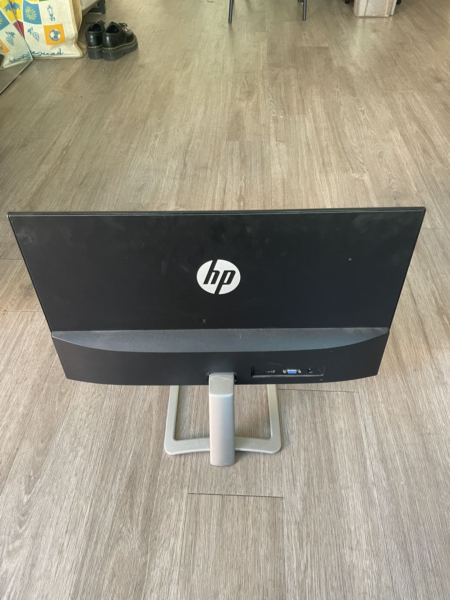 HP monitor 21 inches