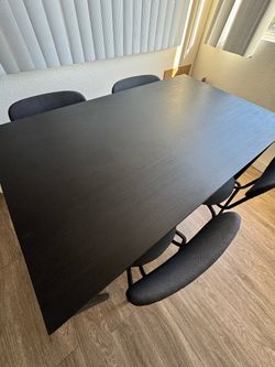 Black Dining Table with chairs