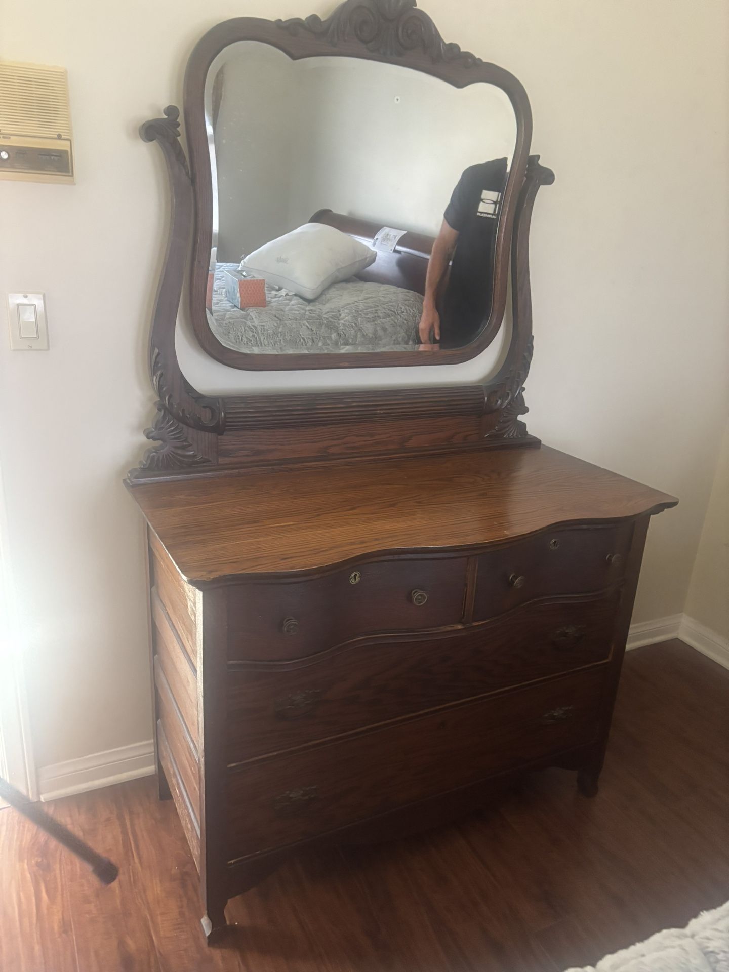 antique Dresser With Mirror