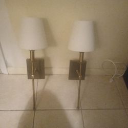 2 Wall Mount Lamps W Shades