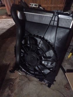 Radiator for Kia Sorento 2011-2015 Hyundai Santa Fe 2010-2013-2018