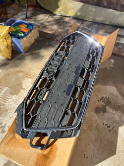Audi S4 grille