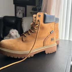 Men Timberlands!