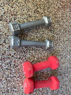 Dumbbell weights 3 pounds 2 sets