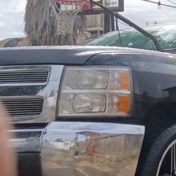 2007-2009 Chevy Front Bumper Headlights And Grill