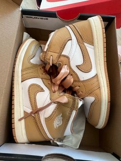 Girl Nike