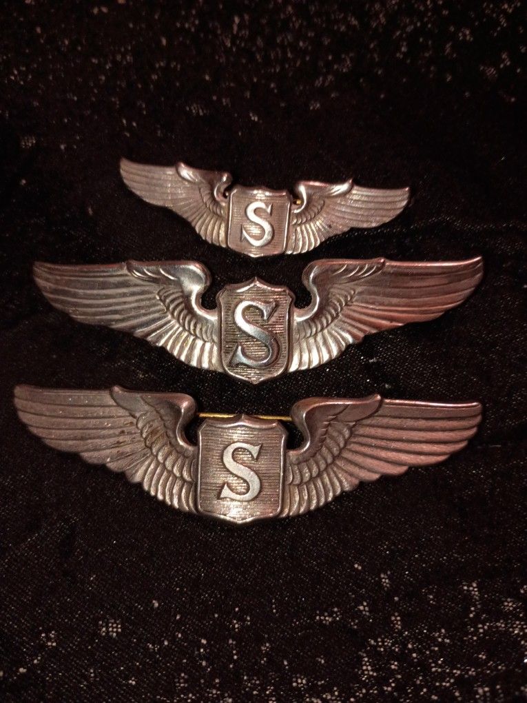 WWII Service Pilot Pins