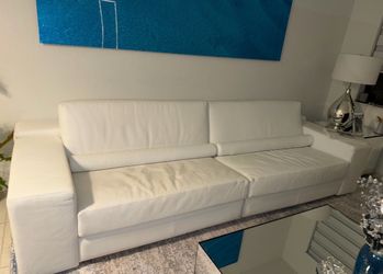 Modern White Leather Sofa – Large & Comfortable