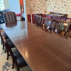 Ethan Allen Dining Room Table & Chair Set