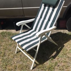Very Nice Fold Up Reclining Chair Only $30 Farm