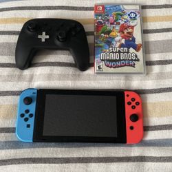 Nintendo Switch + Mario Wonder 