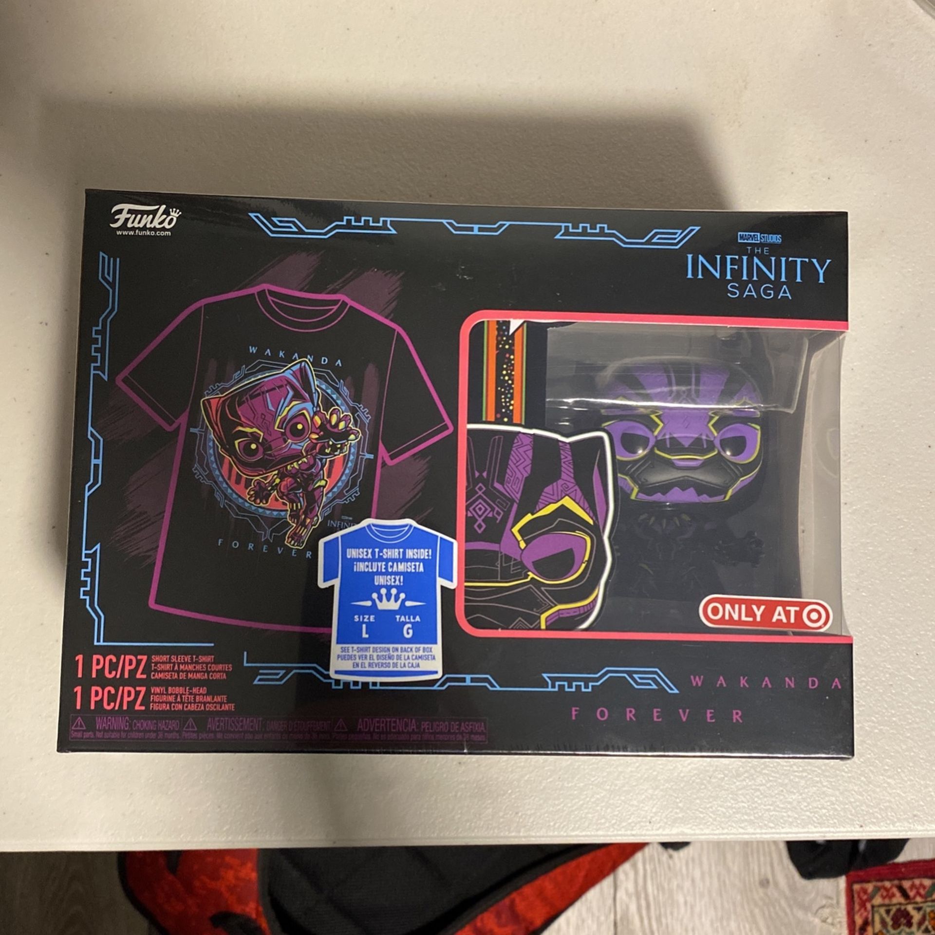 Black Panther Black light Funko Pop Bundle